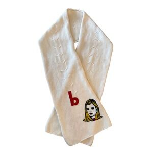 GAP‎ Cream Lambs Wool Knit Scarf Barbie Doll Face Red Letter B Applique Novelty